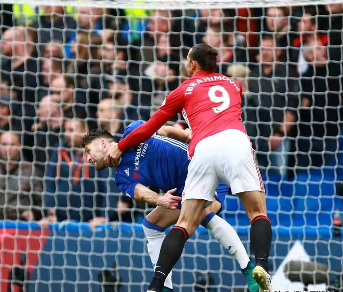 世界杯球队排名-英超带刀后卫排行榜，榜首竟是他！你猜对了吗？|特里·麦克德莫特|约翰·特里|切尔西|数据|集锦_新浪体育_新浪新闻