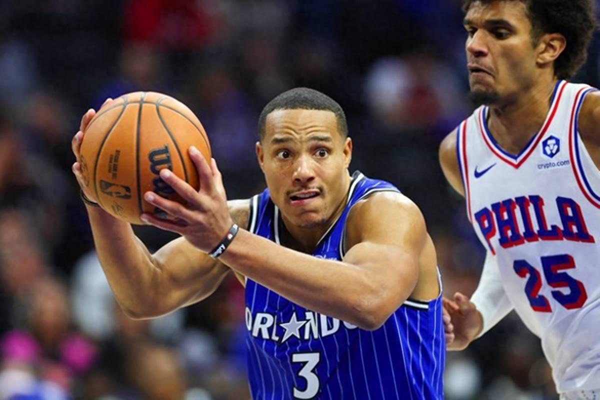 近10场25.9分，真实命中率75%，用了四首轮交换，这交易太值了！