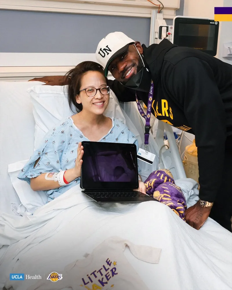 世界杯比赛数据统计-社区关怀！东詹率全队到医院看望病患，湖人官方分享现场照