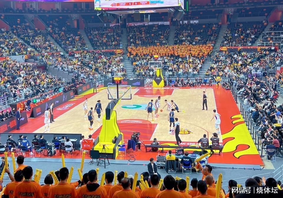 世界杯历史战绩-CBA战况：广东4连胜登上榜首，北京双雄皆获胜，山西3连败