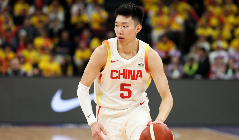 世界杯积分榜-正负值最高！他只打第二场国家队比赛，却成了男篮赢球最大功臣！