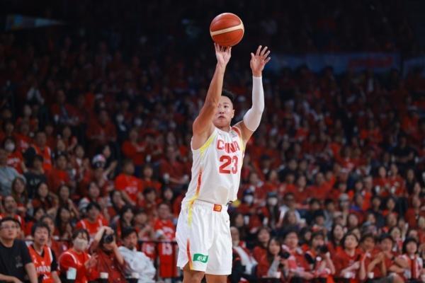 世界杯积分榜-正负值最高！他只打第二场国家队比赛，却成了男篮赢球最大功臣！