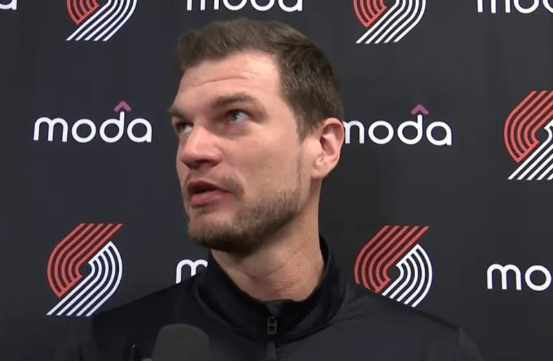 世界杯射手榜-斯普利特再谈杨瀚森！直指三点提升，但基本都是空话，还需努力！